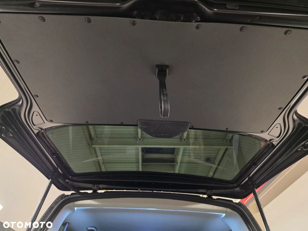 Volkswagen Caravelle L1 4Motion - 14