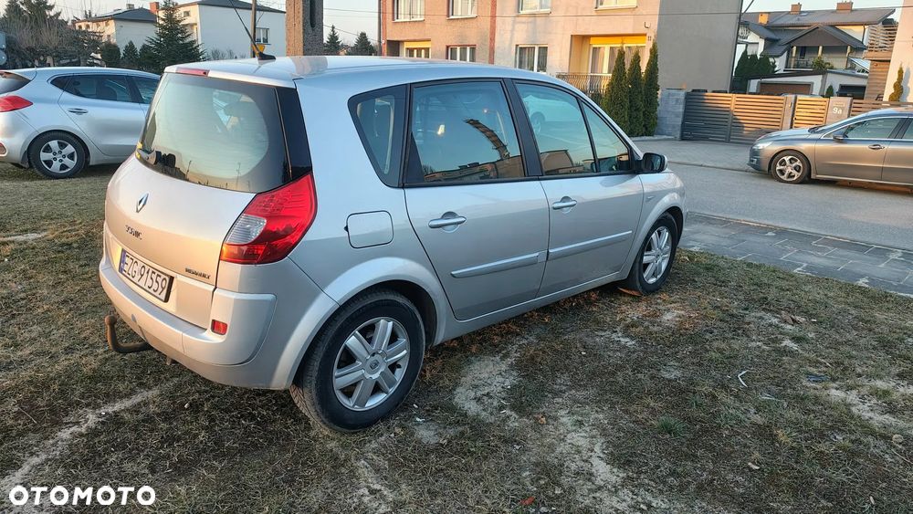 Renault Scenic 1.9 dCi Expression - 8
