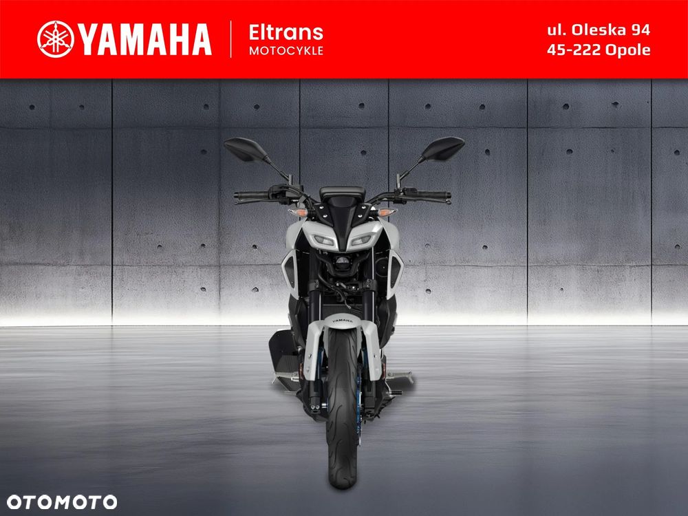 Yamaha MT - 8