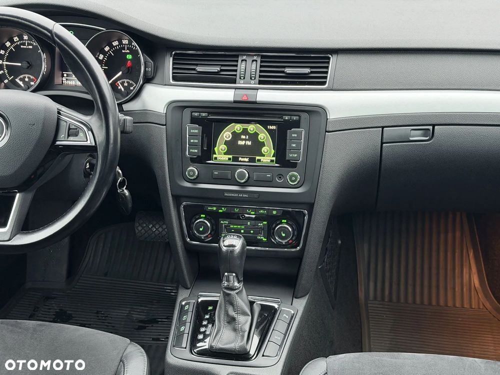 Skoda Superb 2.0 TDI Green tec 4x4 DSG Ambition - 14