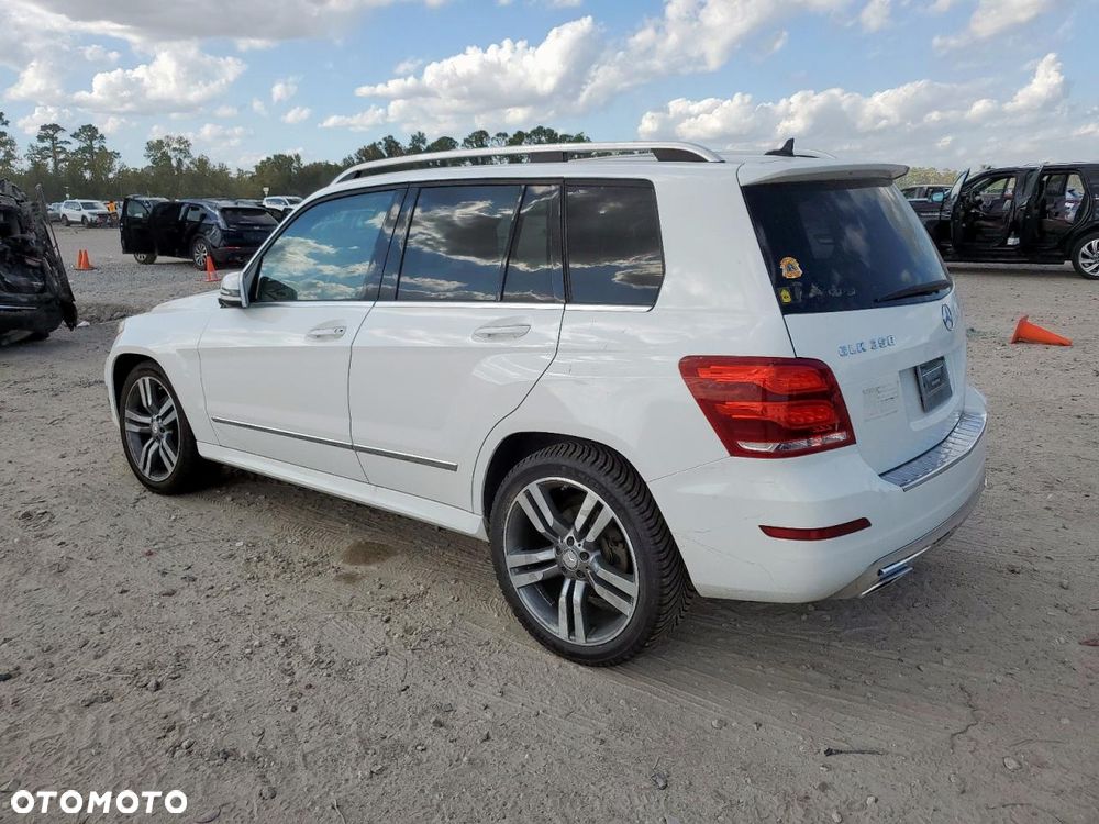 Mercedes-Benz GLK 350 4-Matic - 5