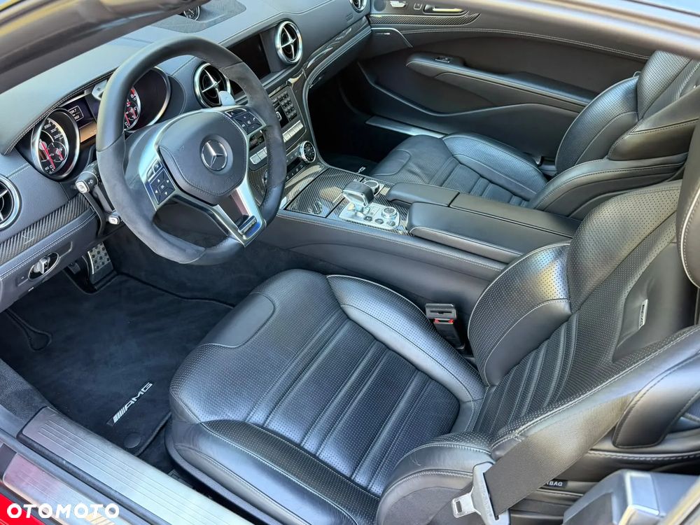 Mercedes-Benz SL 63 AMG AMG Speedshift MCT 7-Gang Sportgetriebe AMG Performance Package - 23