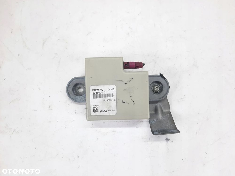 BMW X3 F25 E70 E90 WZMACNIACZ ANTENY MODUŁ 6935024 - 1