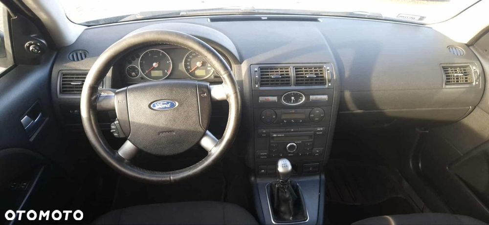 Ford Mondeo - 7