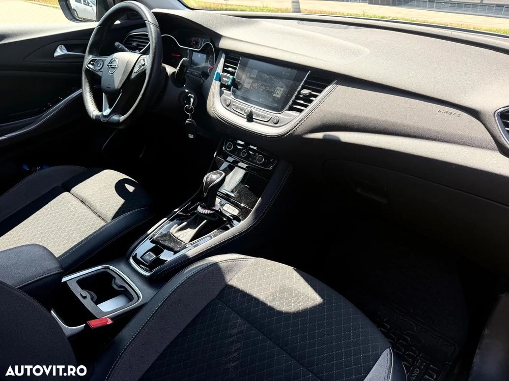 Opel Grandland X 1.2 Turbo START/STOP Aut. Innovation - 10