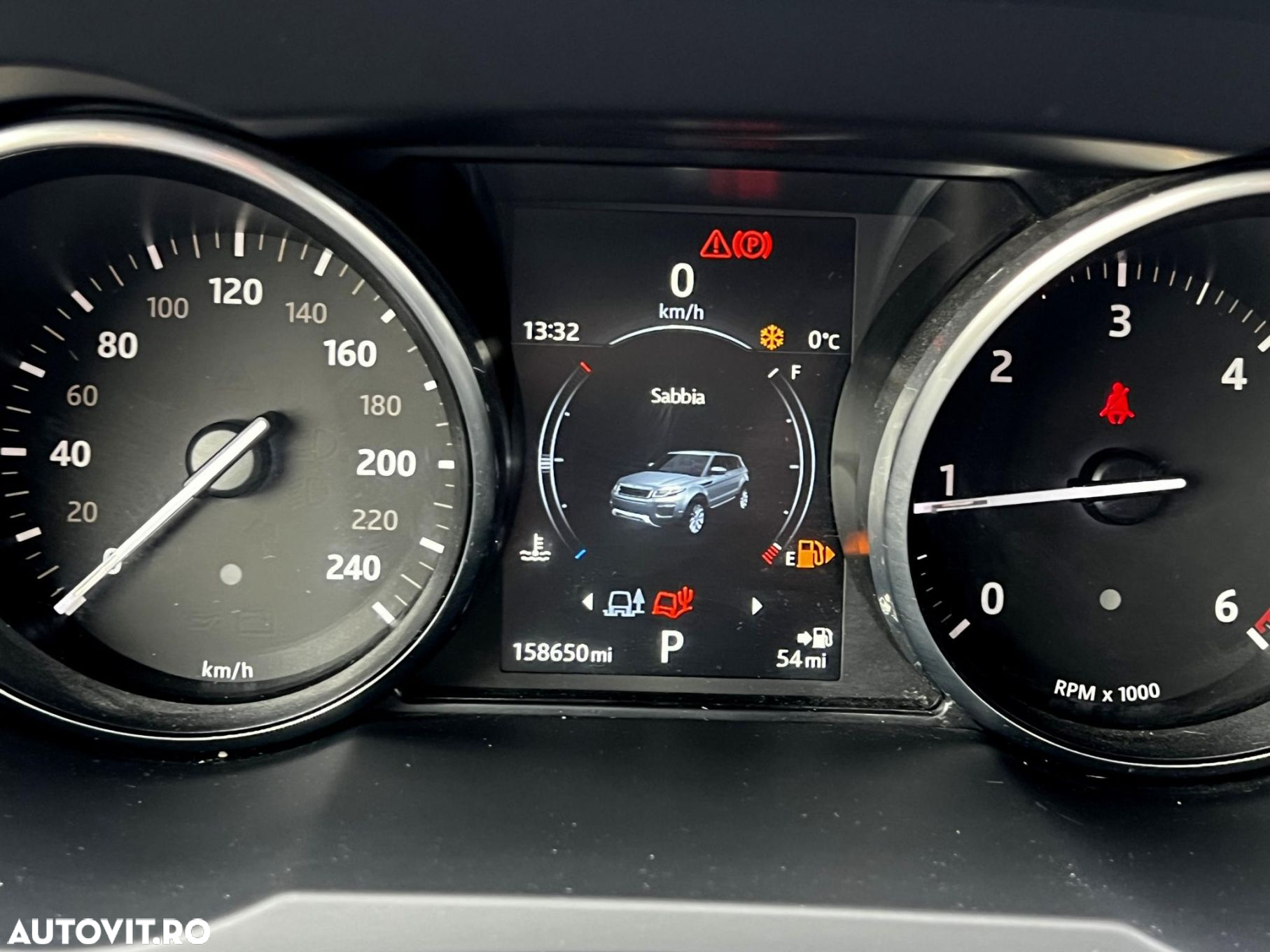 Land Rover Range Rover Evoque - 15