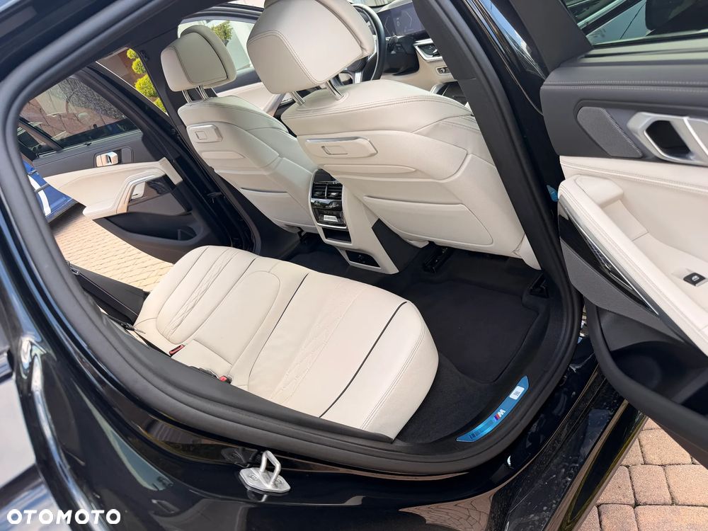 BMW X6 - 18