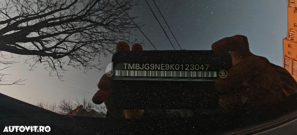 Skoda Octavia 1.6 TDI DSG Ambition - 17