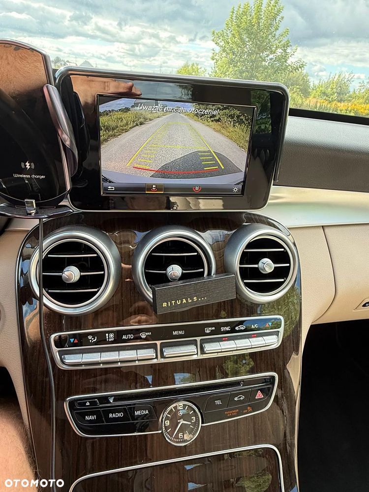 Mercedes-Benz Klasa C 300 7G-TRONIC Avantgarde - 26