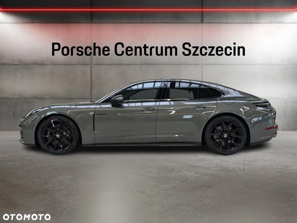 Porsche Panamera 4S E-Hybrid PHEV - 2