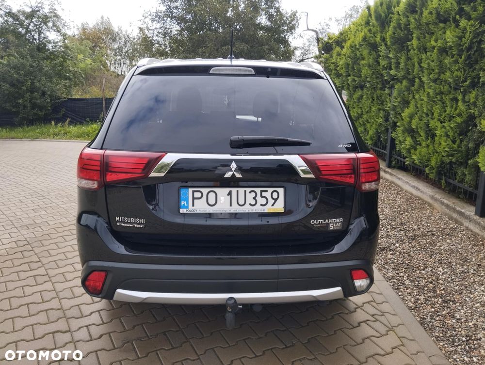 Mitsubishi Outlander - 7