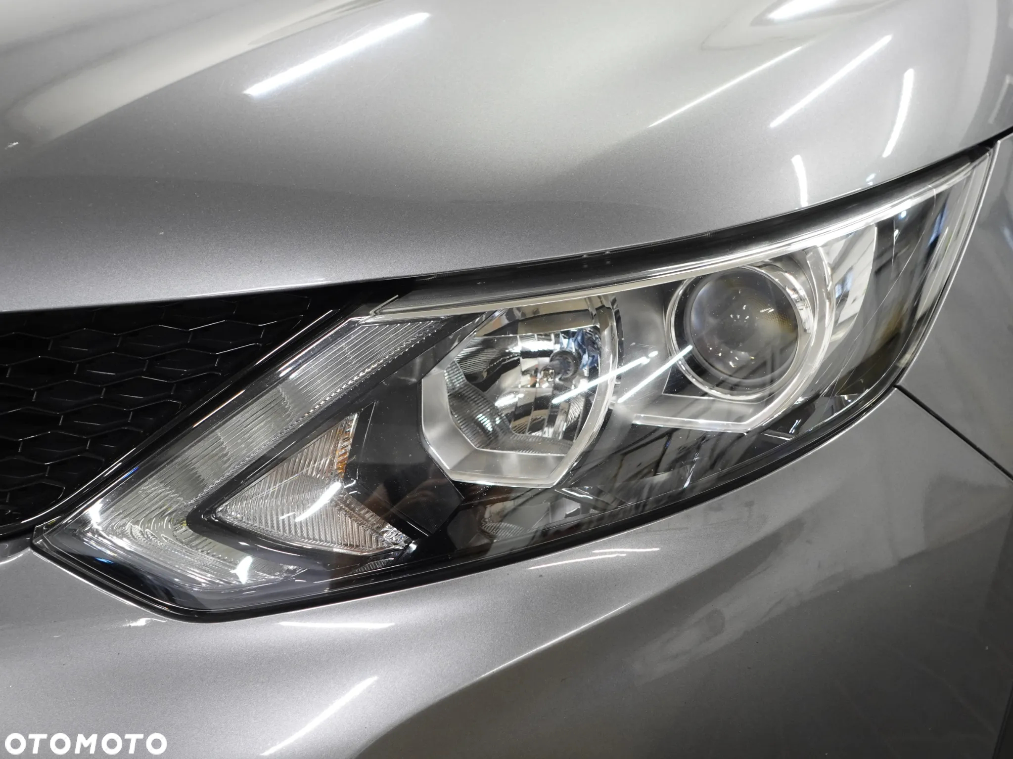 Nissan Qashqai 1.6 DCi N-Connecta Xtronic EU6 - 14