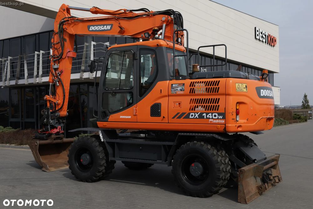 Doosan DX140W-3 - 9