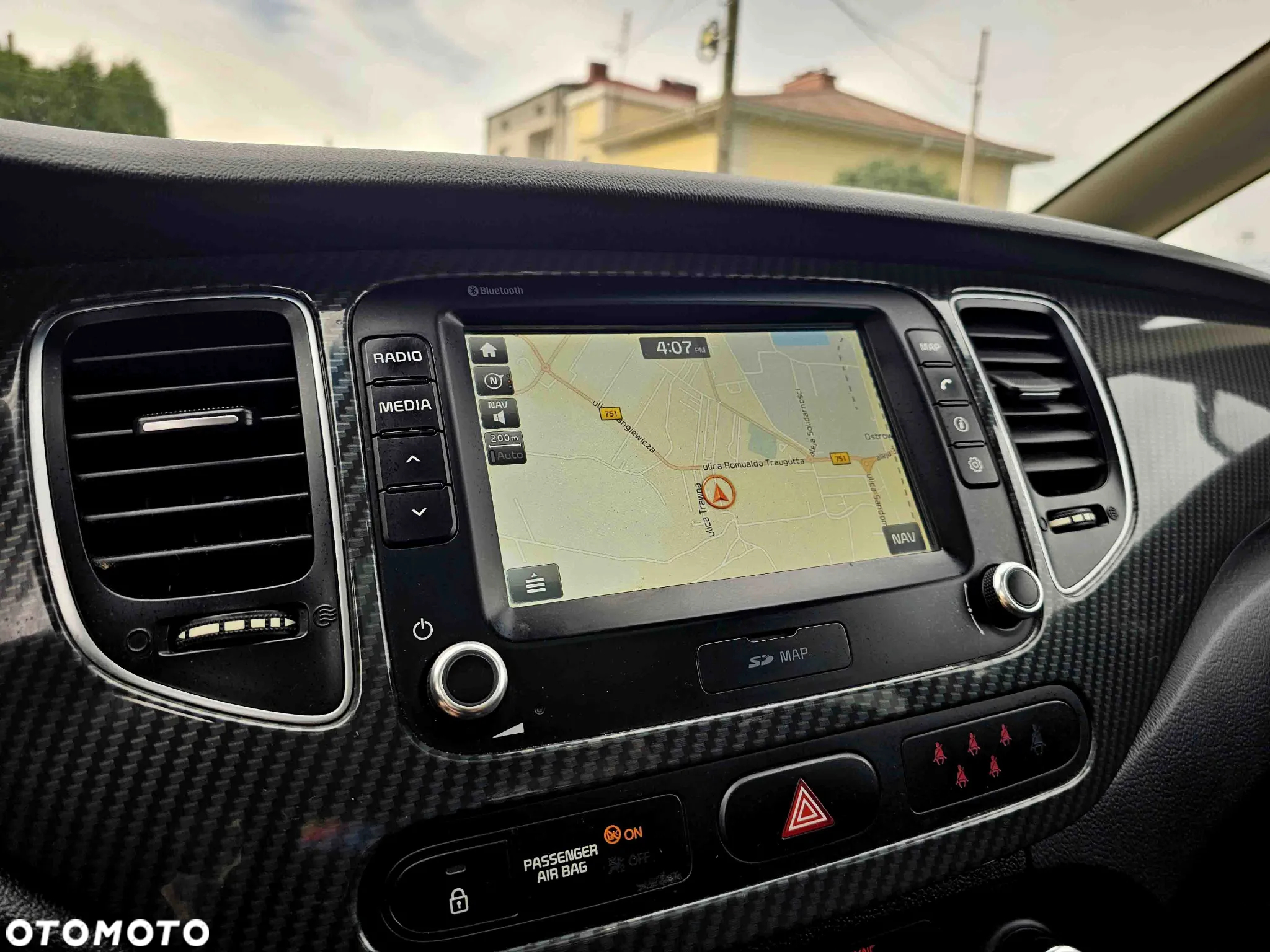 Kia Carens 1.7 CRDi M 7os - 28