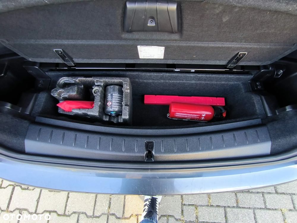 BMW Seria 2 216d GT Sport Line - 25
