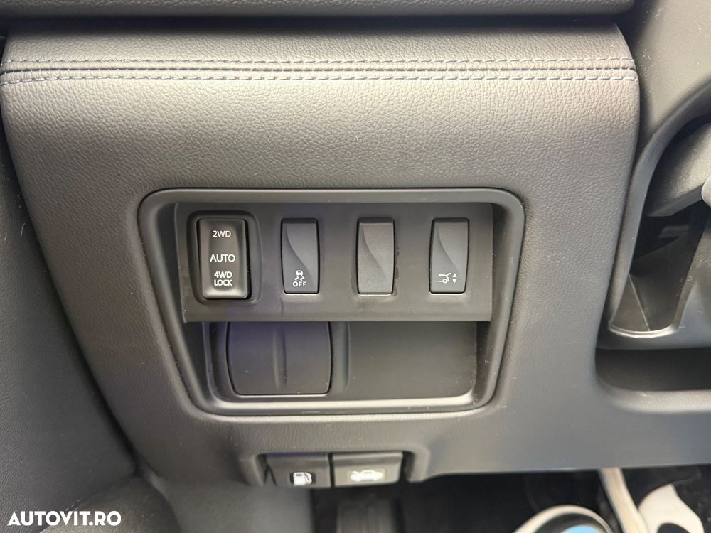 Renault Koleos ENERGY dCi 175 X-tronic 4WD INTENS - 28