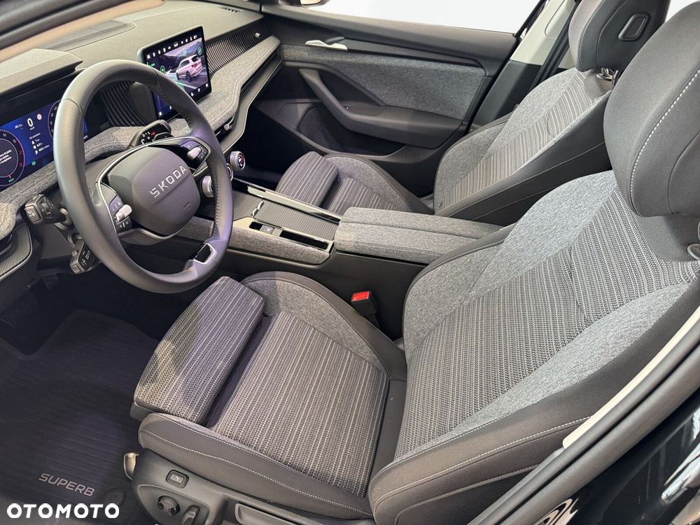 Skoda Superb 1.5 TSI mHEV Selection DSG - 12