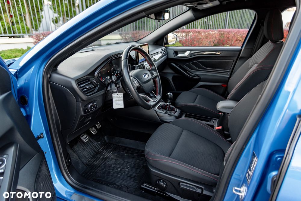 Ford Focus 1.0 EcoBoost Start-Stopp-System ST-LINE X - 19