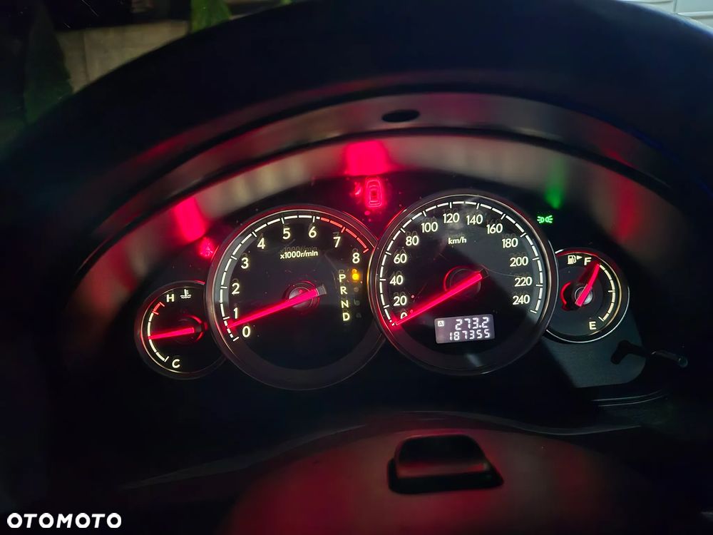 Subaru Legacy - 17