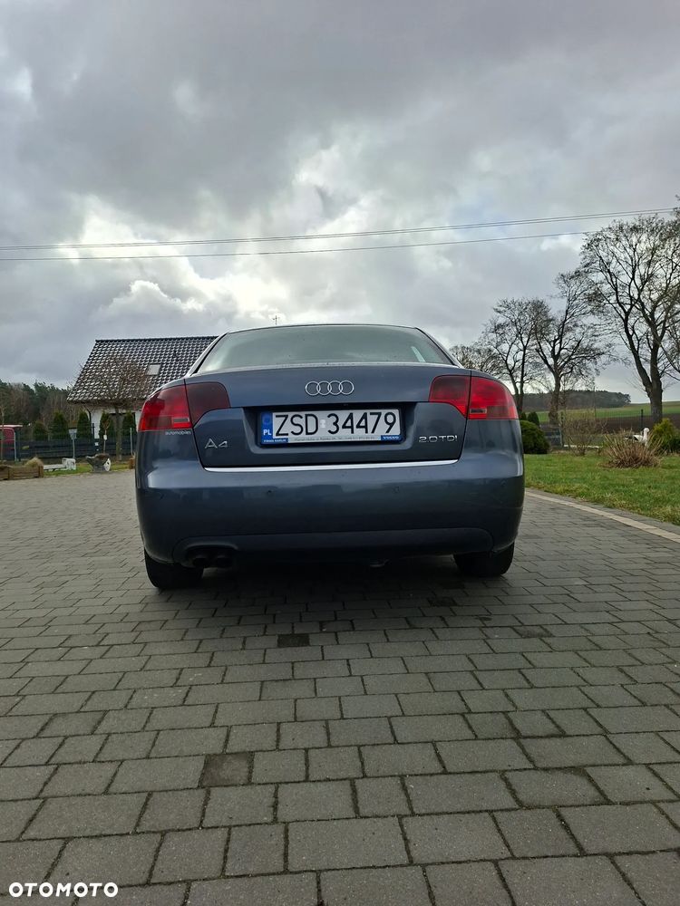 Audi A4 Limousine 2.0 TDI - 5