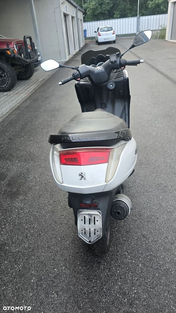 Peugeot Citystar - 8