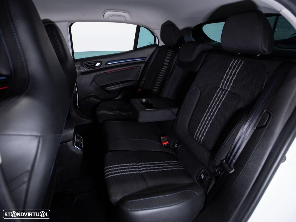 Renault Mégane 1.5 Blue dCi GT Line - 10