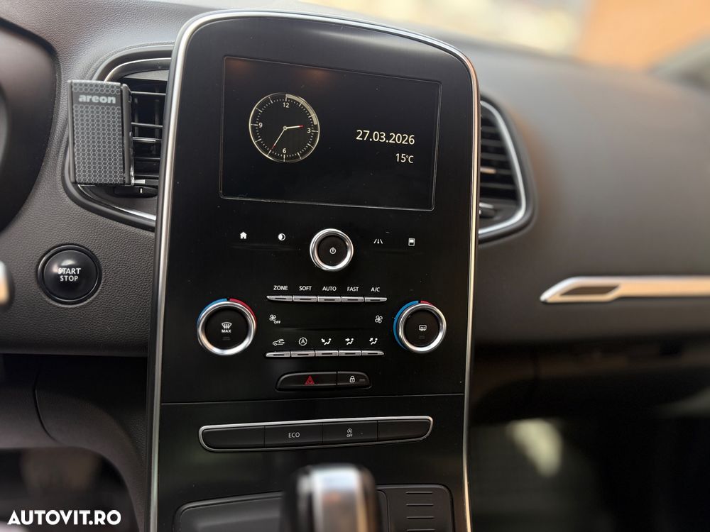 Renault Scenic - 11