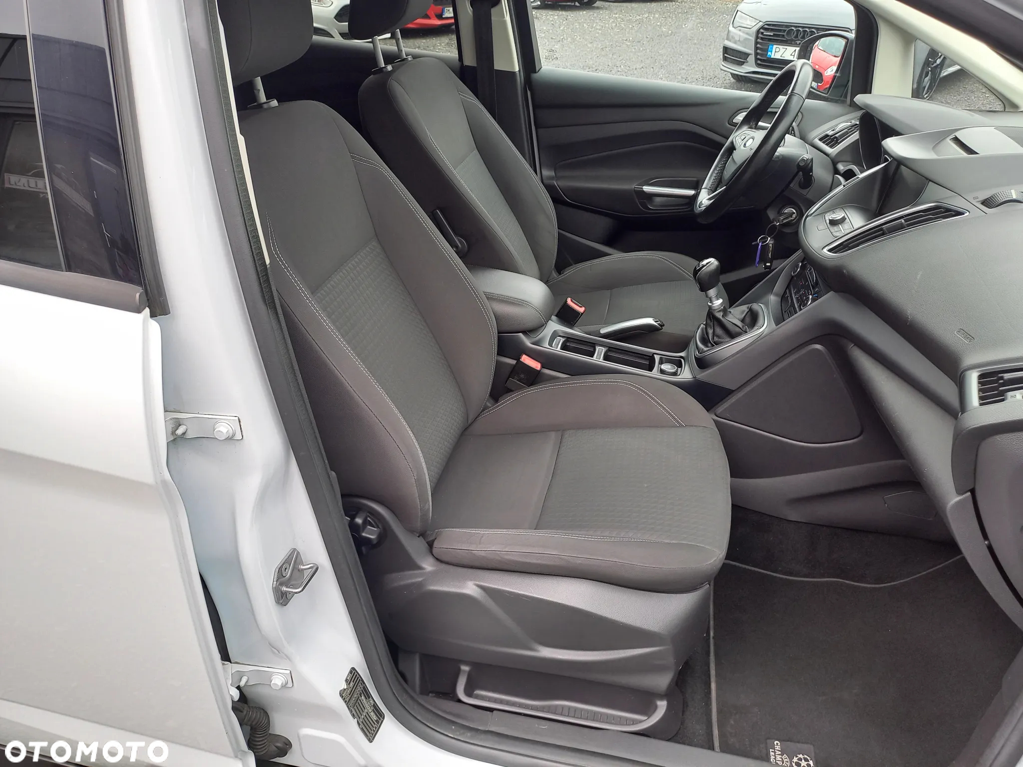 Ford C-MAX - 16