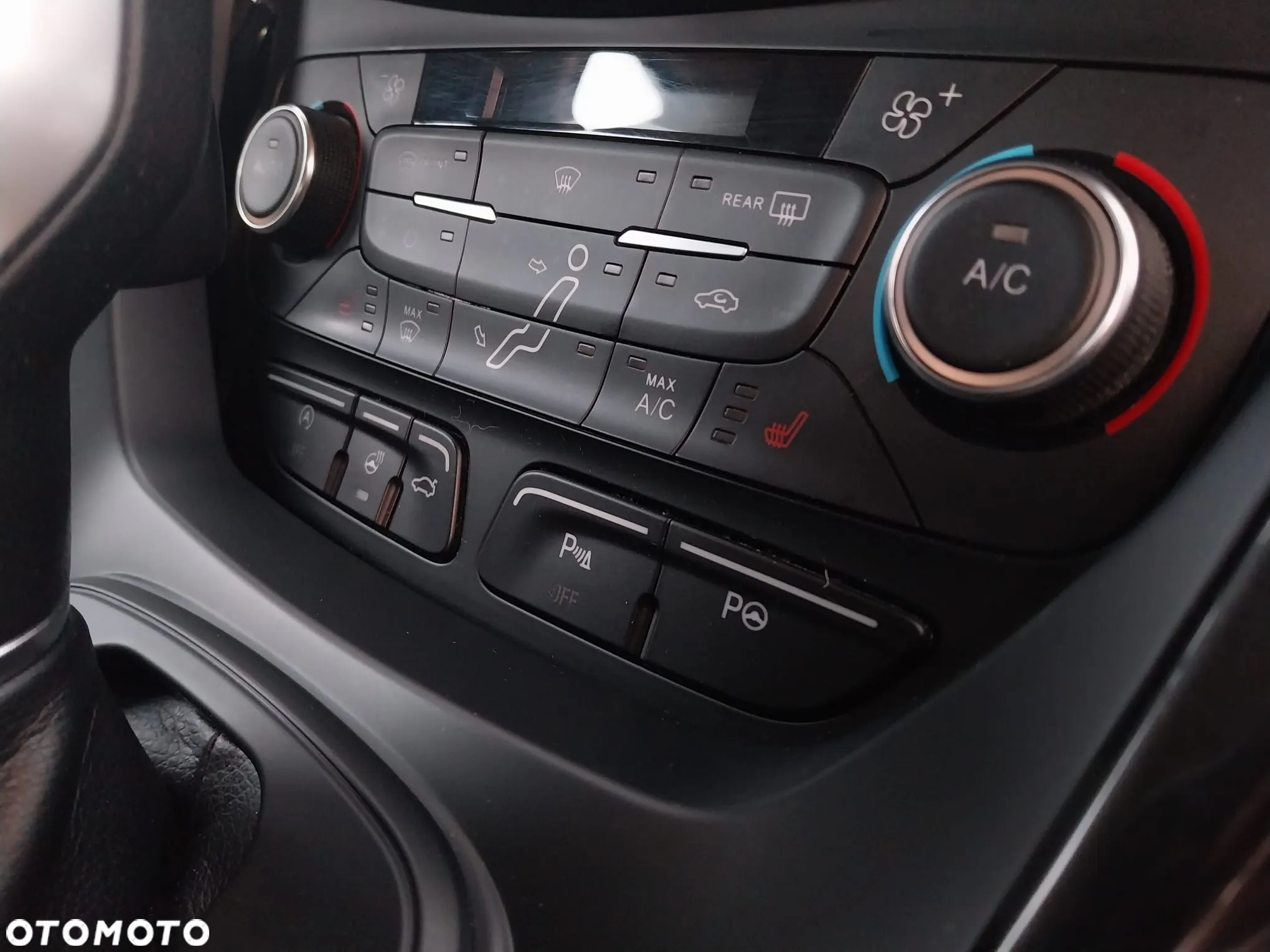 Ford C-MAX 1.5 EcoBoost Start-Stop-System Titanium - 16