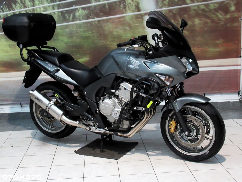 Honda CBF - 1