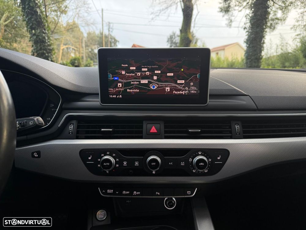 Audi A4 2.0 TDI S-line S tronic - 51