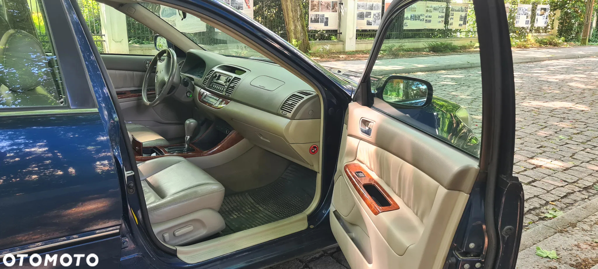 Toyota Camry 3.0 V6 - 11