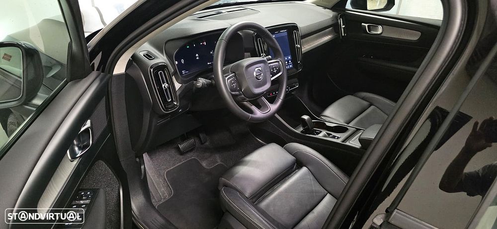 Volvo XC 40 2.0 B3 Essential - 6