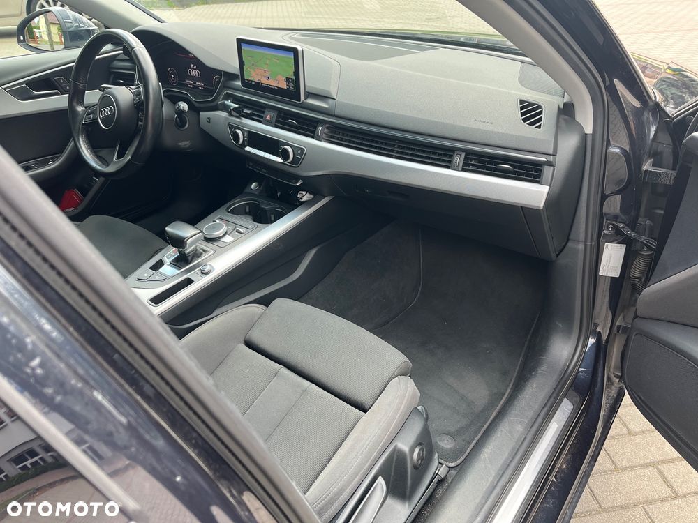 Audi A4 - 12