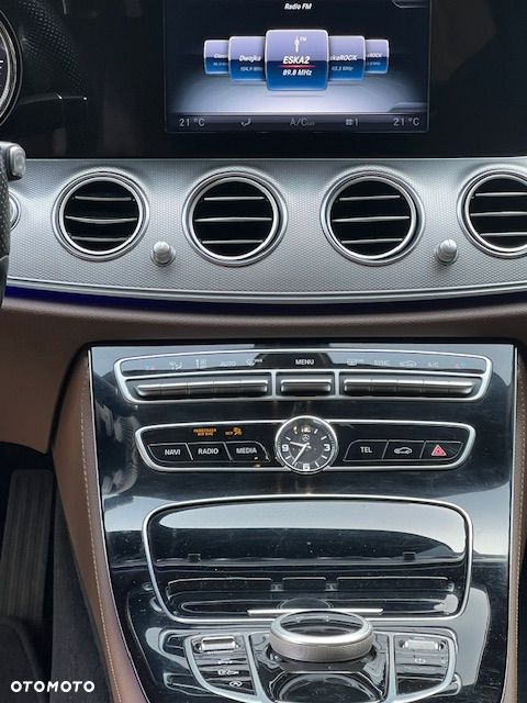 Mercedes-Benz Klasa E 220 d 9G-TRONIC - 11
