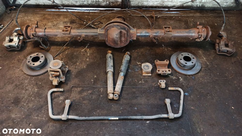 uchwyt mocowanie mostu resora stabilizatora iveco daily 35s 06+ - 5