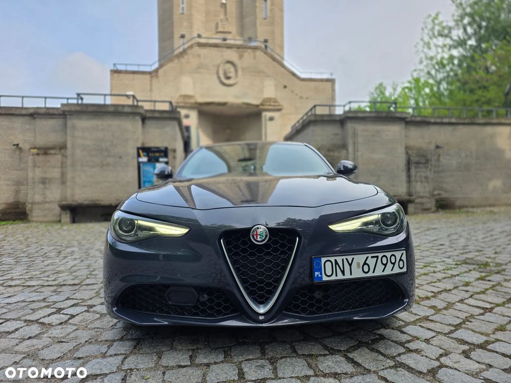 Alfa Romeo Giulia 2.2 D Turbo Super - 4