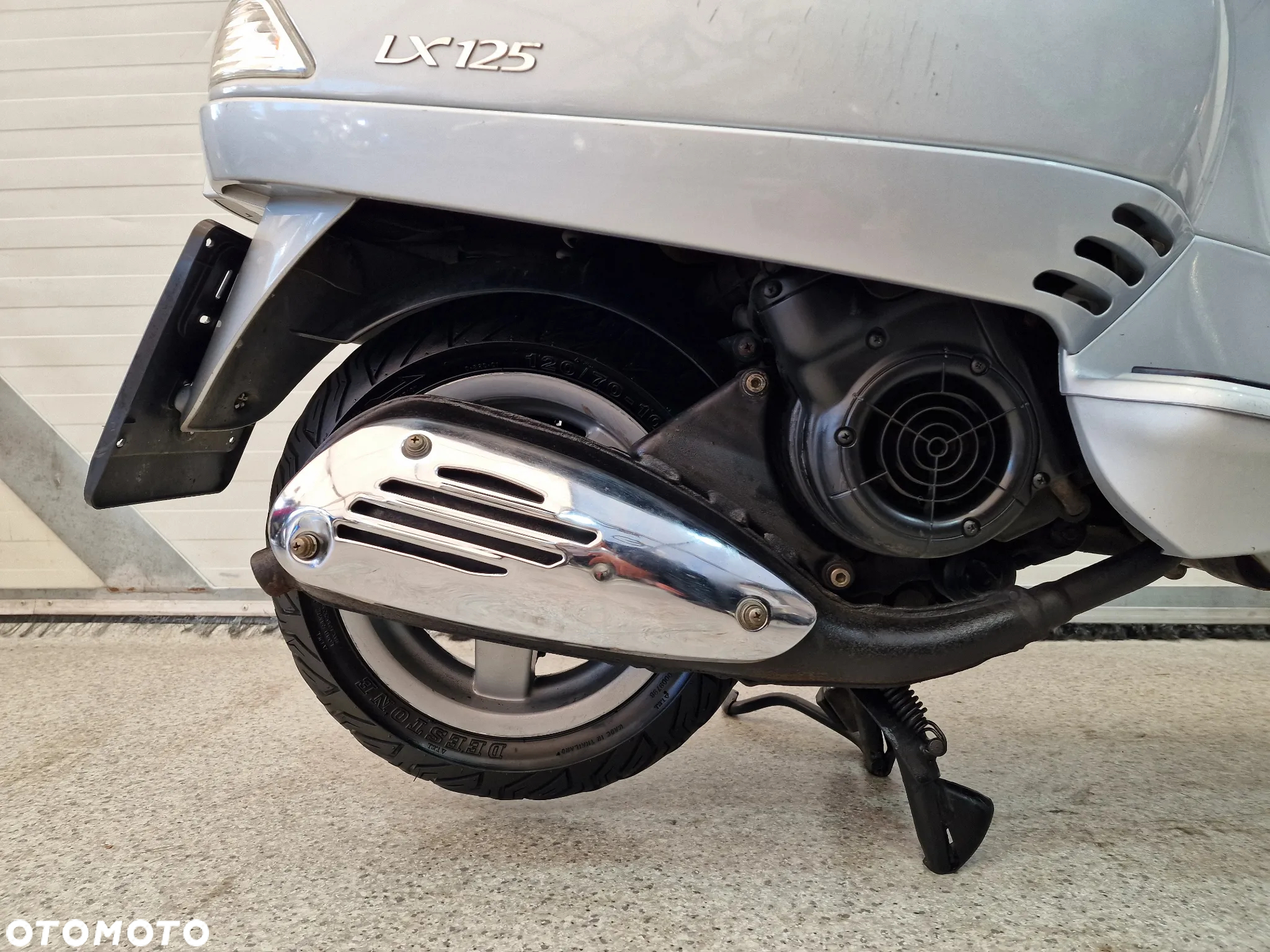 Piaggio Vespa - 24