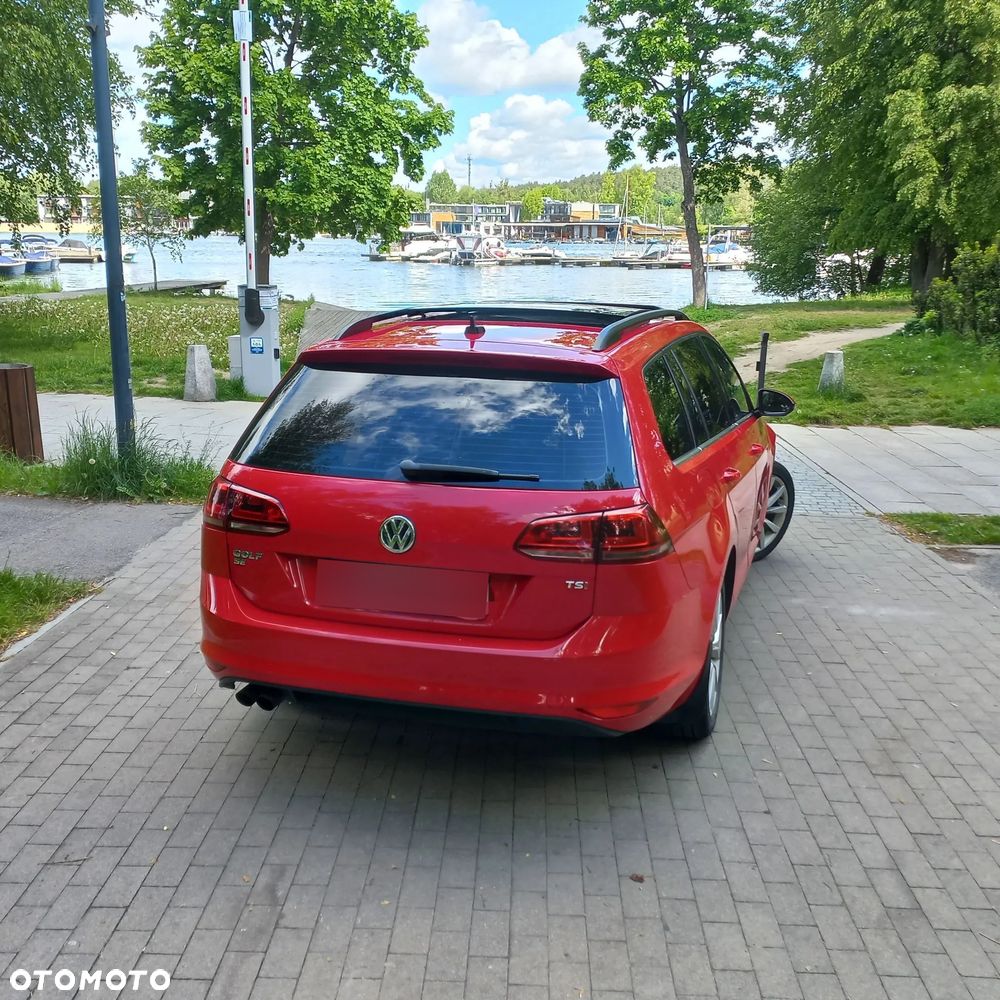 Volkswagen Golf - 10