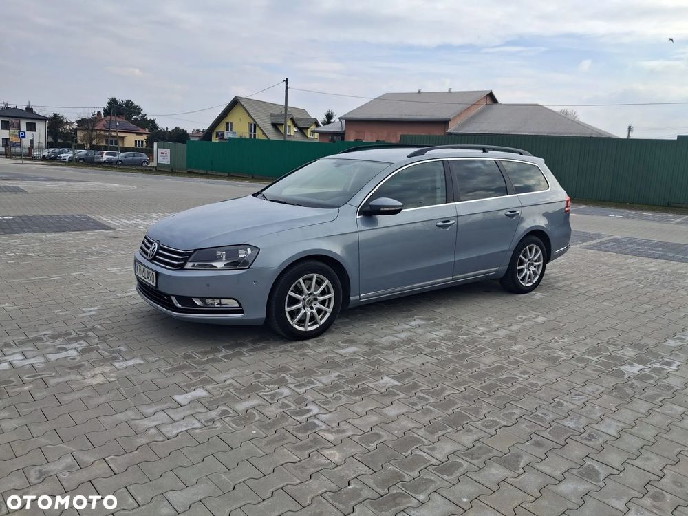 Volkswagen Passat 2.0 TDI DSG Comfortline - 1