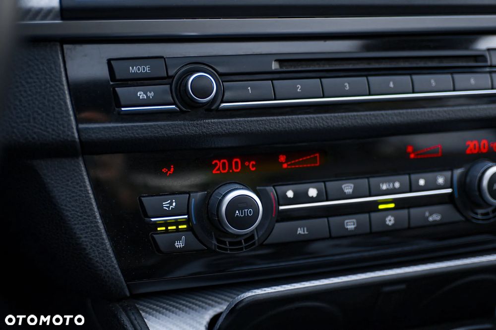 BMW Seria 5 525d - 19