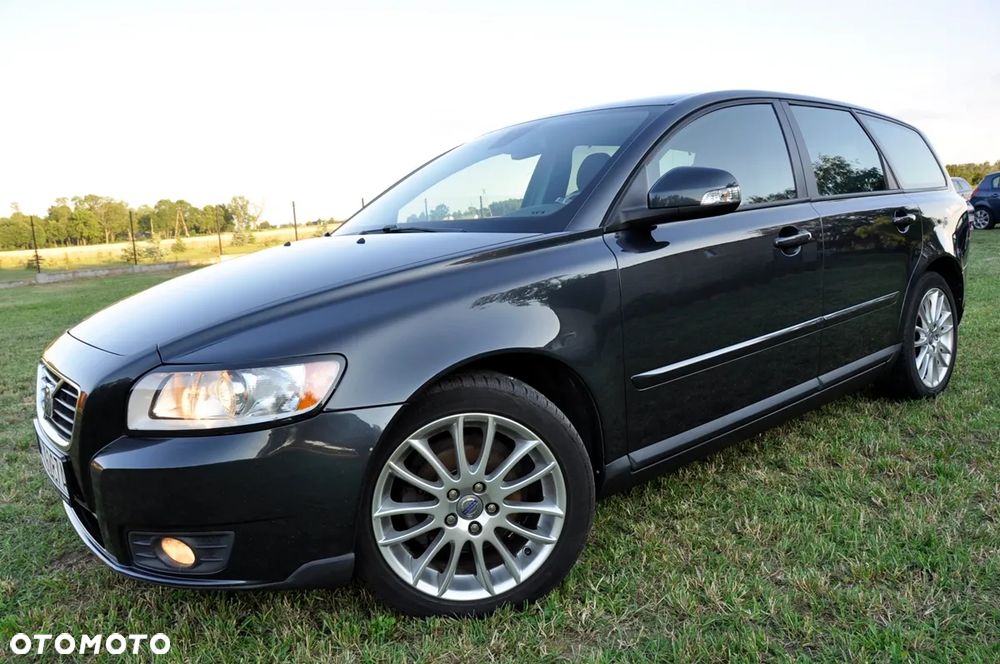 Volvo V50 1.8 Momentum - 1