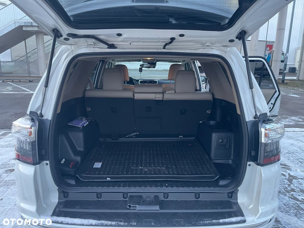 Toyota 4-Runner - 32