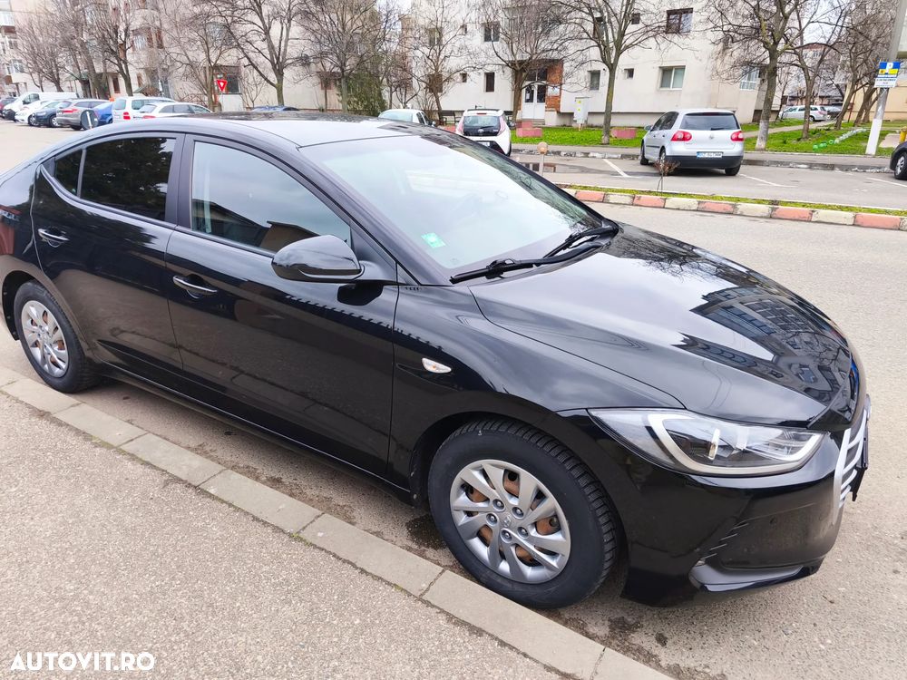 Hyundai Elantra ver-1-6-mpi-comfort - 6