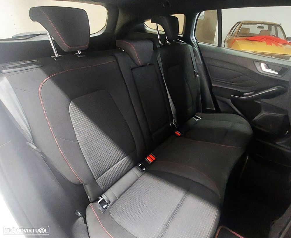 Ford Focus SW 1.0 EcoBoost MHEV ST-Line - 14