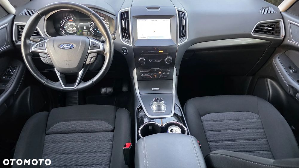 Ford S-Max 2.5 Duratec FHEV TITANIUM - 13