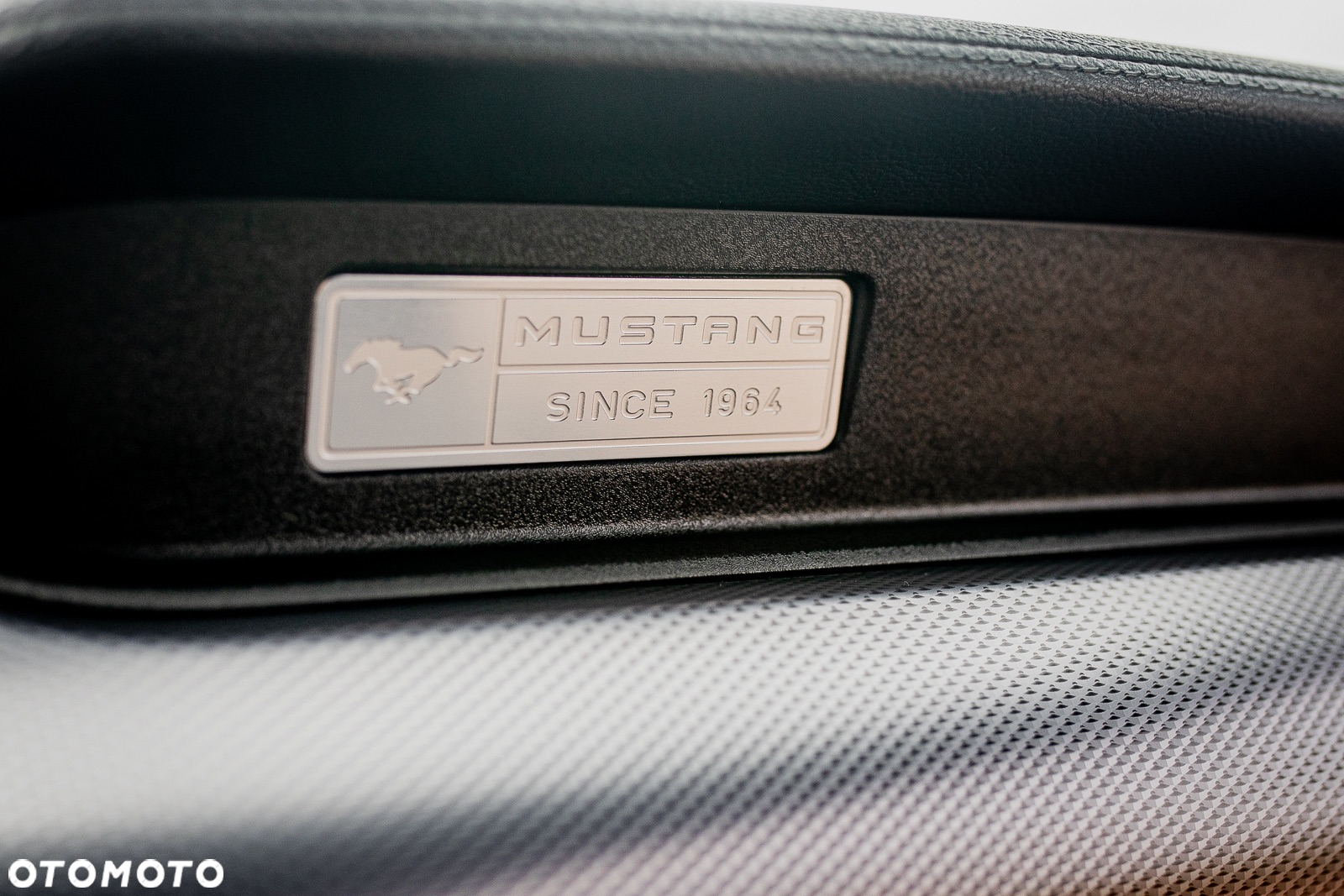 Ford Mustang 2.3 EcoBoost - 35