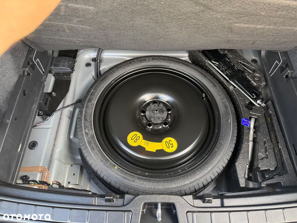 Volvo XC 40 B3 Core - 28