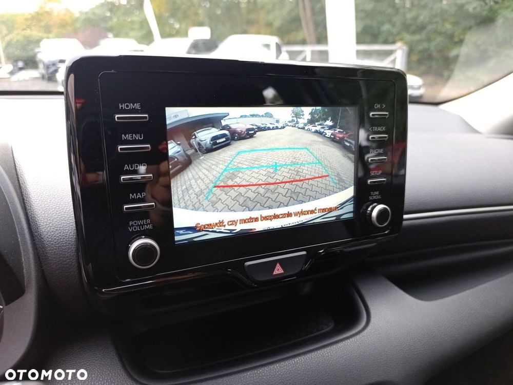 Toyota Yaris - 12