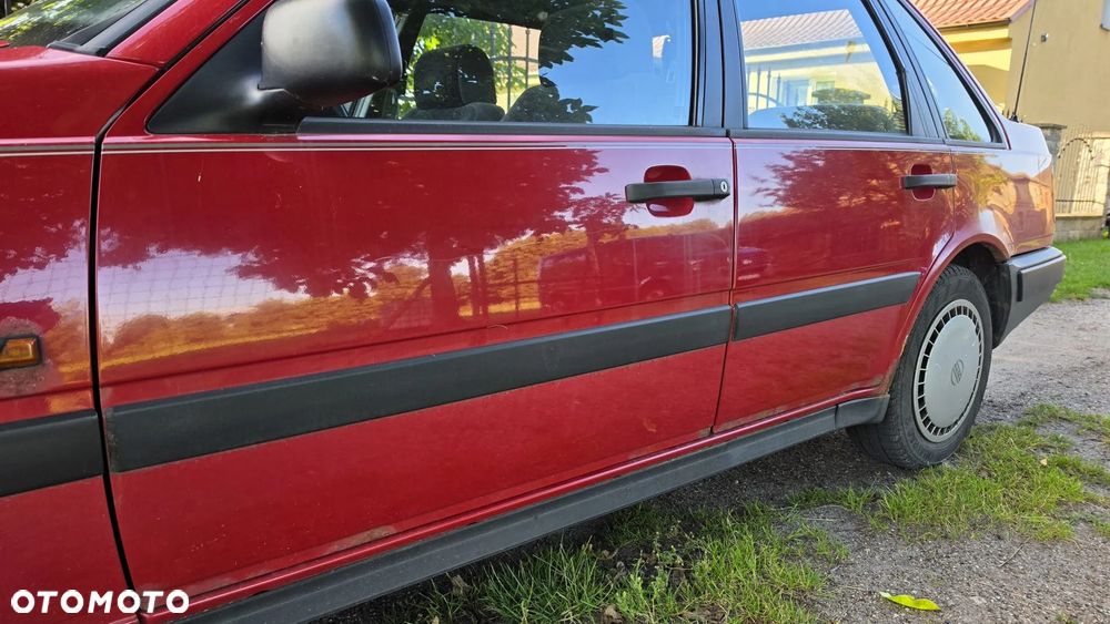 Volvo Seria 400 - 35
